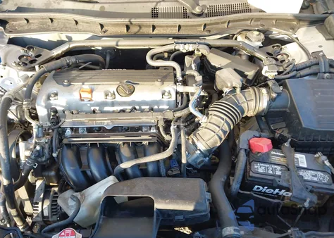 2011 Honda Accord 2.4 Ex-L из США, поврежденный, VIN 1HGCP2F83BA143718